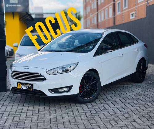 FORD FOCUS 2.0 TITANIUM 16V FLEX 4P POWERSHIFT FORD FOCUS 2.0 TITANIUM 16V FLEX 4P POWERSHIFT
